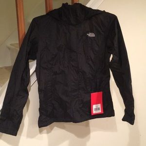 NWT Women’s Northface waterproof windbreaker M